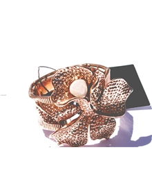 Bracelete com maxi flor